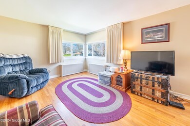 318 Sunset Ave, Rensselaer, NY 12144 - photo 3