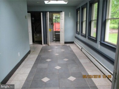 1001 Fitzwatertown Rd, Abington, PA 19001 - photo 7