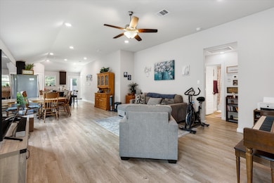 617 Emerald Blossom Ct, Magnolia, TX 77354 - photo 6