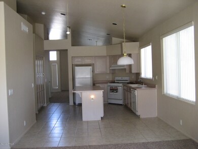 Great Eat-In Kitchen