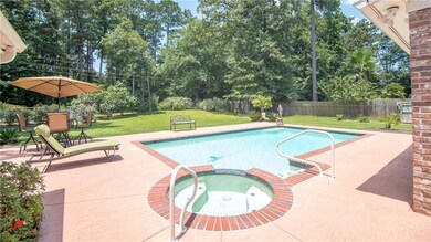 POOL WITH SPA