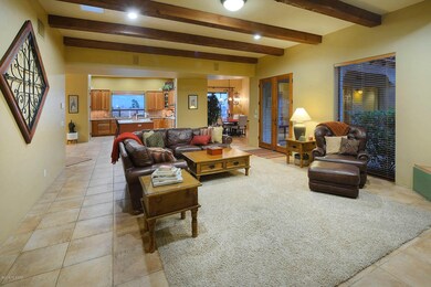 Fantastic large family rm off kitchen