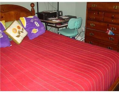 127 Roger Williams Ave unit 129, Providence, RI 02907 - photo 4