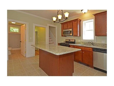 607 Fairmount St, Woonsocket, RI 02895 - photo 6