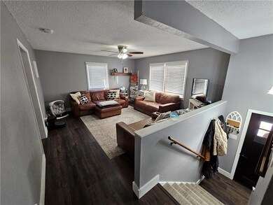 805 Ida St, Lansing, KS 66043 - photo 3