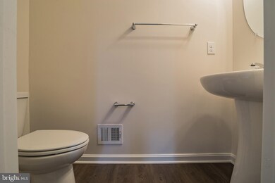 9184 Riverhill Rd, Laurel, MD 20723 - photo 7