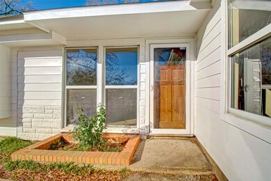 13307 Halifax St, Houston, TX 77015 - photo 2