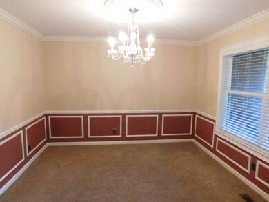Formal Dining
