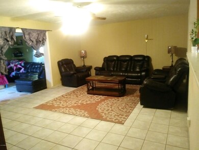 4401 W Cheery Lynn Rd, Phoenix, AZ 85031 - photo 6