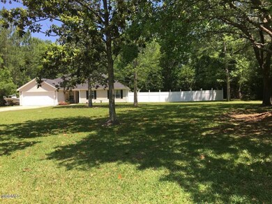 Exterior 4