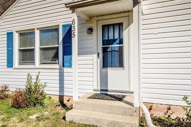 635 Hartness Rd, Statesville, NC 28677 - photo 2