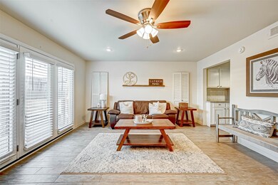 10340 Longmont Dr unit 477, Houston, TX 77042 - photo 4