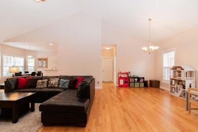 160 Bridle Path-7