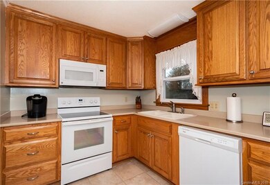 109 Little Forest Ln, Statesville, NC 28625 - photo 6