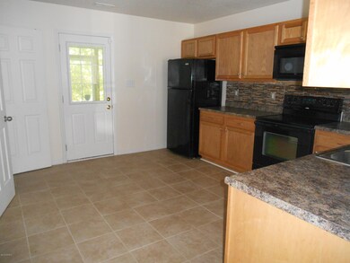 603 Doris Place Dr, Jacksonville, NC 28540 - photo 3