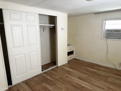 5200 28th St N unit 330, Saint Petersburg, FL 33714 - photo 4