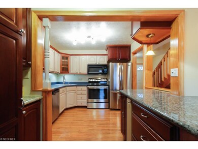 676 Hickory Grove Ct unit 28c, Streetsboro, OH 44241 - photo 2