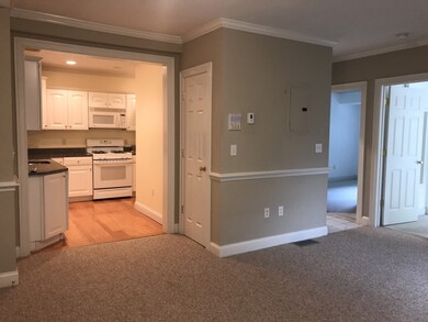 372 Washington St unit B, Quincy, MA 02169 - photo 2
