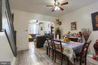 543 E Strawberry St, Lancaster, PA 17602 - photo 4