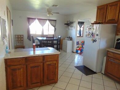 2002 Dewey Ln, Alamogordo, NM 88310 - photo 3