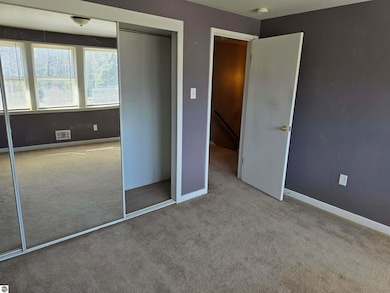 8016 S Alaska St unit B, Oscoda, MI 48750 - photo 4