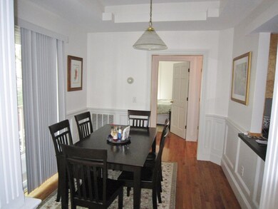 114 Pleasant St unit 4, Cambridge, MA 02139 - photo 3