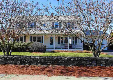 7 Inca Dr, Nashua, NH 03063 - photo 2