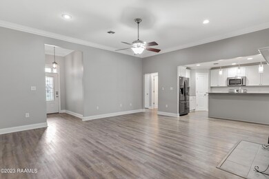 204 Wildflower Ln-5
