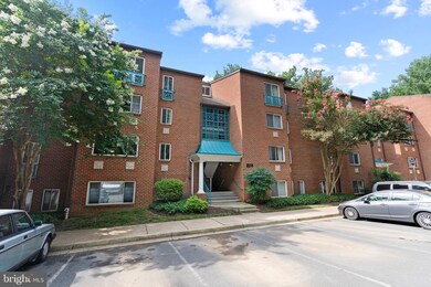 11833 Shire Ct unit 11B, Reston, VA 20191 - photo 3