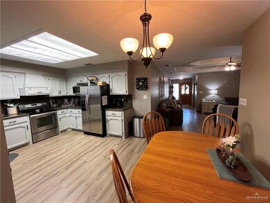 339 Rebecca Dr, Alamo, TX 78516 - photo 3