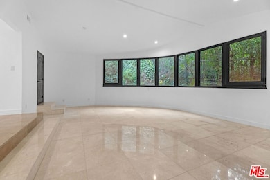 9572 Stuart Ln, Beverly Hills, CA 90210 - photo 7