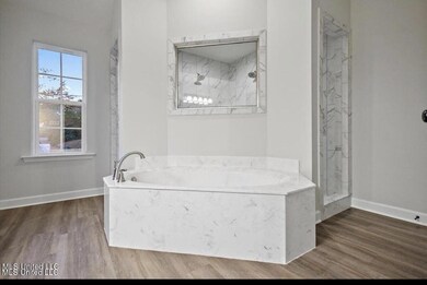 6540 John Hamilton Way E, Olive Branch, MS 38654 - photo 5