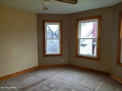 304 N 5th St, Stroudsburg, PA 18360 - photo 3