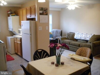 2237 Farrington Ave unit 6-104, Alexandria, VA 22303 - photo 2