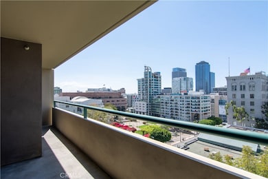 Skyline unit 1114, Los Angeles, CA 90015 - photo 7