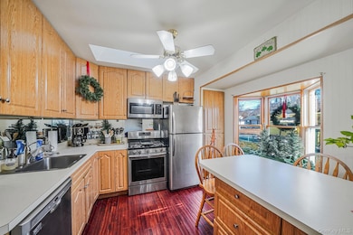 45 Huron St, Port Jefferson Station, NY 11776 - photo 6