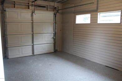 2927 Parr Ct E, Jacksonville, FL 32216 - photo 7