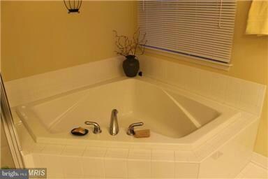 403 Callander Way, Abingdon, MD 21009 - photo 4