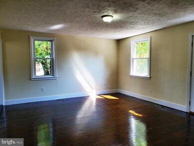 1320 Edgemont Ave, Front Royal, VA 22630 - photo 3