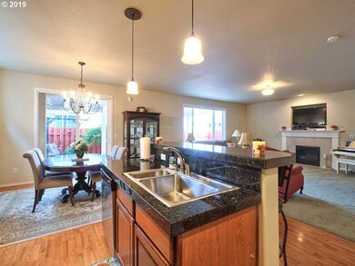 1011 SW 18th Way, Troutdale, OR 97060 - photo 7