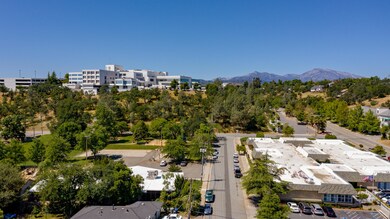 1715 Sheridan St, Redding, CA 96001 - photo 4