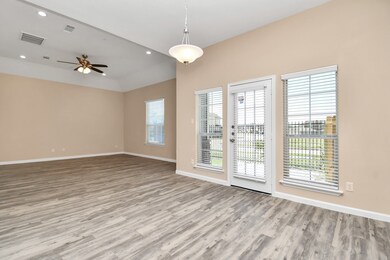 2203 Bermuda Palms Dr, Missouri City, TX 77459 - photo 3