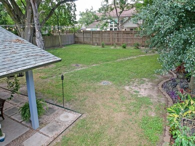5414 W 43rd St, Houston, TX 77092 - photo 4