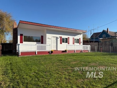 833 13th St, Clarkston, WA 99403 - photo 3