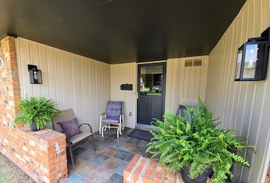 2441 Robin Ridge, Enid, OK 73703 - photo 2