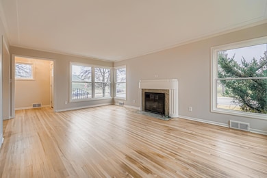 1581 Pinehurst Ave, Saint Paul, MN 55116 - photo 3