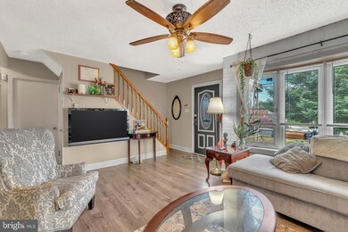 139 E Evesham Rd, Runnemede, NJ 08078 - photo 3