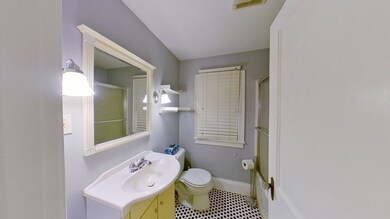 114 E Squantum St unit 2R, Quincy, MA 02171 - photo 4