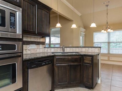 Kitchen. Efficiently designed kitchen