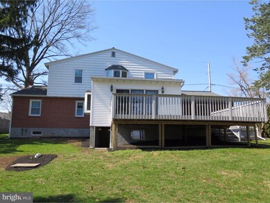 215 Blimline Rd, Mohnton, PA 19540 - photo 2